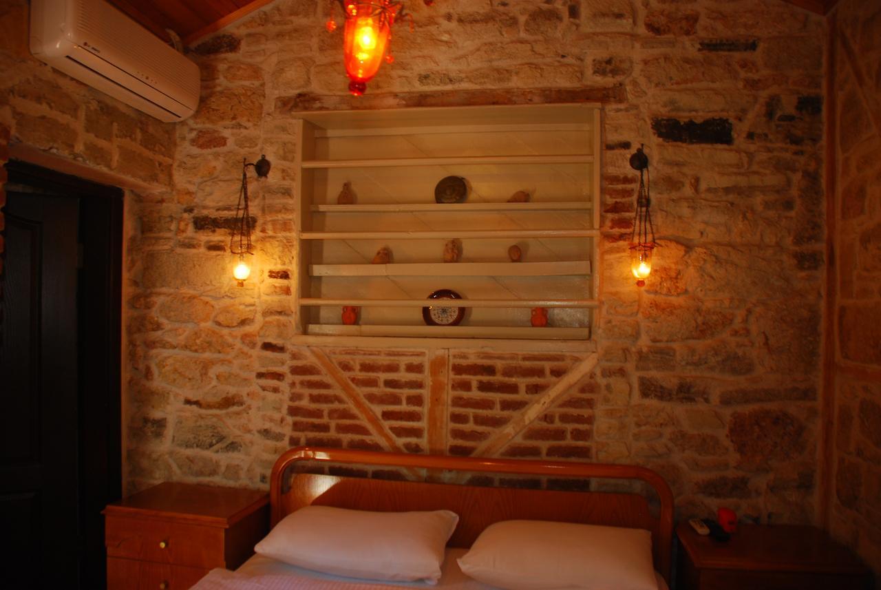 Foca Antik Otel Extérieur photo